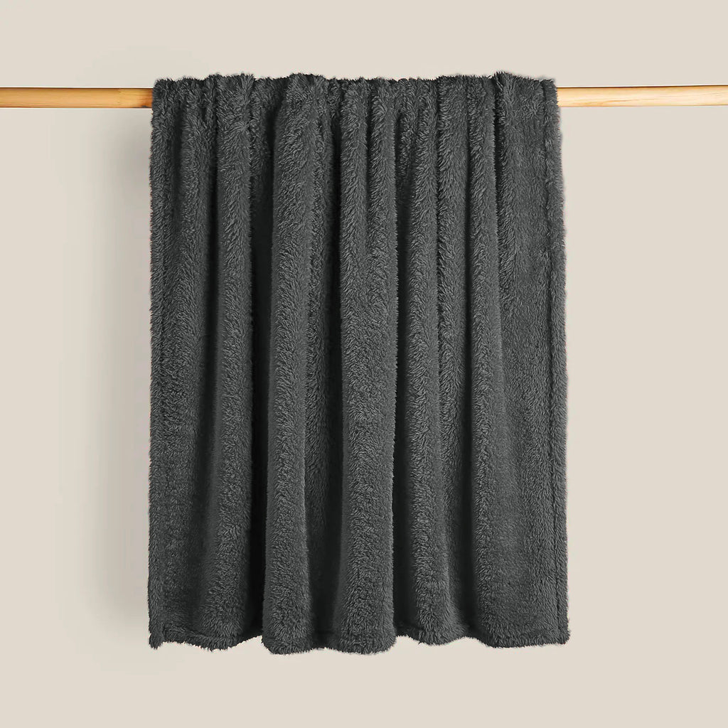 Fuzzy Faux Fur Throw Blanket for Couch, Extra Soft Warm Fluffy Fleece Blanket Throw for Couch, Sofa, Travel, Lightweight Decorative Dark Grey