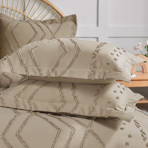 Gemarwel Beige Duvet Cover King Boho- King Size Jacquard Tufted Geo Bedding Set, 3 Pcs Farmhouse All Season Textured Chic Duvet Cover with 2 Pillow Shams (Beige, 104 x 90)